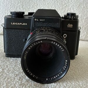 Leica Leicaflex SL MOT Black + Macro-Elmarit-R 60mm f/2.8 | Leitz Wetzlar